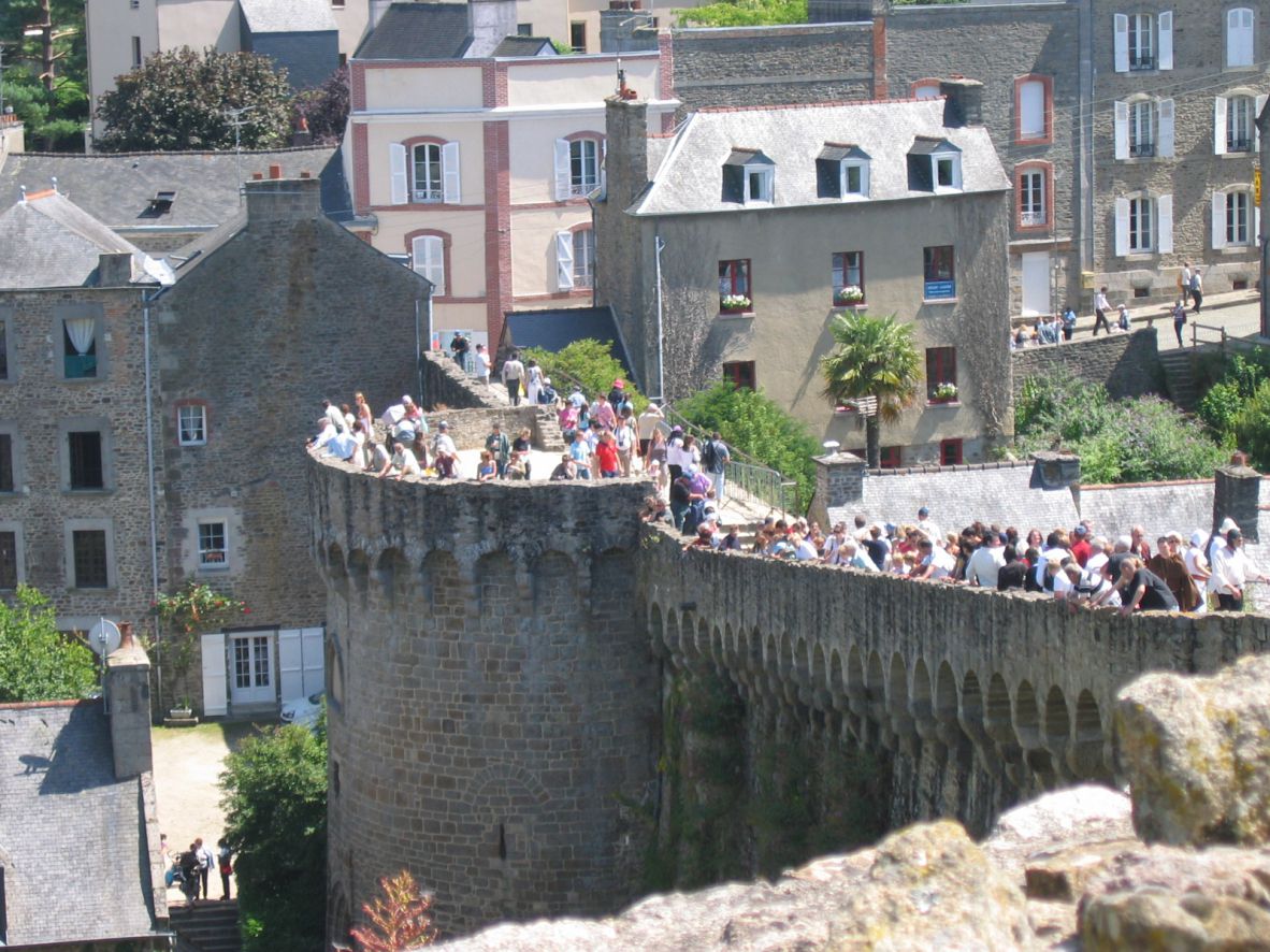 2008_Dinan_025
